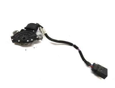 2004 PPORSCHE CAYENNE 955 4,5 Л АВТОМАТИЧЕСКАЯ КОРОБКА ПЕРЕДАЧ НЕЙТРАЛЬНЫЙ ПЕРЕКЛЮЧАТЕЛЬ БЕЗОПАСНОСТИ - Изображение 1 из 4