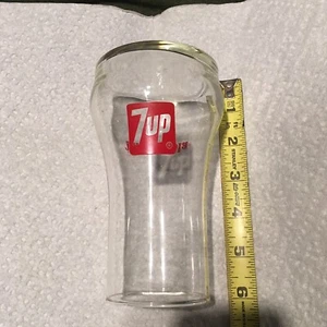 Vintage 7UP Glass The Uncola Upside Down Drinking Glass Soda Pop Lemon Coke VTG - Picture 1 of 4