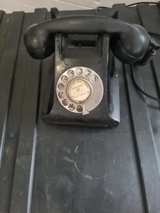 Old 1950s Black Telephone - Picture 1 of 5