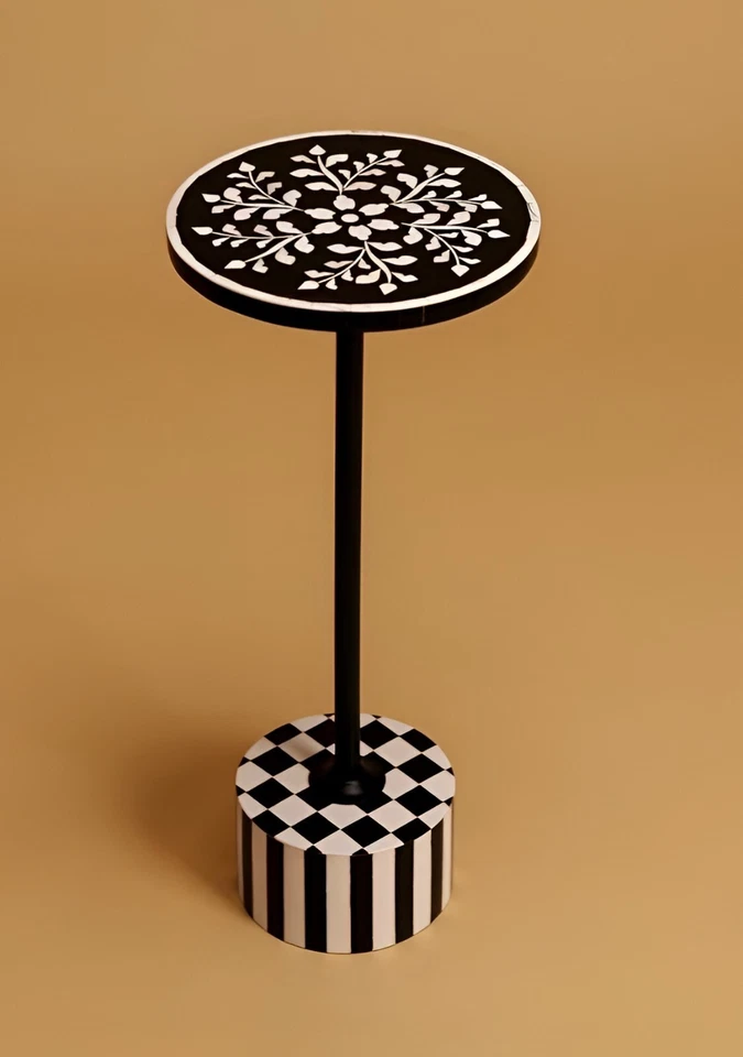 Black White Floral Drink Table – Handmade Round Accent Table – Side Table - Image 1 of 4
