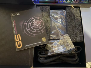 EVGA 650 G5, 80 Plus Gold 650W, Fully Modular Power Supply - Picture 1 of 17