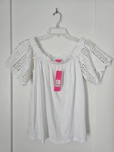 Lilly Pulitzer NWT $79 Fayette Top Size Medium Resort White Eylelet - Picture 1 of 12