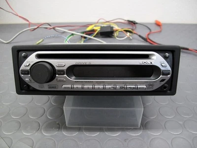 SONY CDX-GT200S AUTORADIO VINTAGE CAR RADIO 80s 90s 2000 CD MP3 PLAYER XPLOD - Immagine 1 di 4