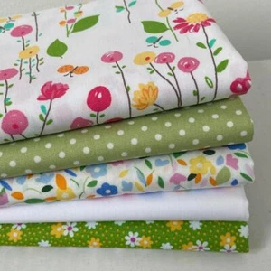 Jelly Rolls, Fat Quarter 4, 5, 10 inch patchwork Squares Cotton Fabric Code JR43 - Picture 1 of 1