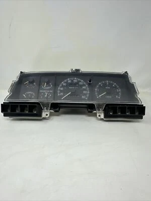 1989 Ford F150 F250 Bronco Instrument Cluster Speedo Gauge Tach Gas F8TF-10894BA — 第 1/4 张图片