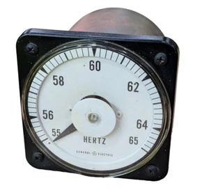 General Electric 103372ANAN7 120V~ AB40 Hertz Frequency Panel Meter Used - Picture 1 of 1