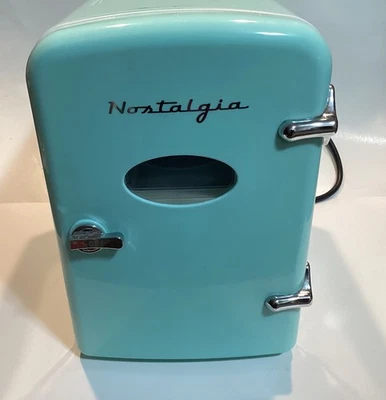 FRIGORÍFICO PERSONAL NOSTALGIA RETRO 6 LATAS, FRÍO O CALIENTE, SOLO TIENES QUE ENCENDER EL INTERRUPTOR Foto 1 de 4