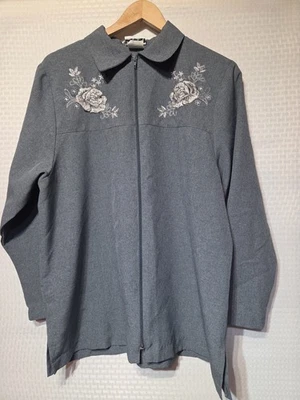 Camisa floral bordada manga larga gris mediana con cremallera BonWorth para mujer... Foto 1 de 4