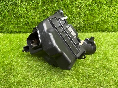 Limpador de ar direito do passageiro Nissan 370Z 2010-2020 caixa de entrada 16528-EV10B - Imagem 1 de 4