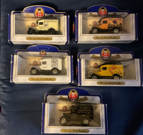 VANS Cinque furgoni Ford Oxford pressofusi modello A.