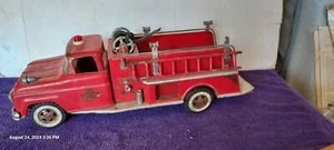Vintage Tonka Pressed Steel, 17.5" Suburban Pumper Fire Truck, 1961 - Picture 1 of 24