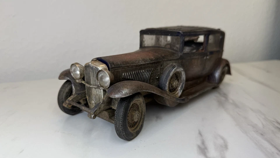 DUESENBERG - MODEL J WILLOUGHBY BERLINE 1934 1:18 NEO SCALE MODELS , Diorama - Bild 1 von 4