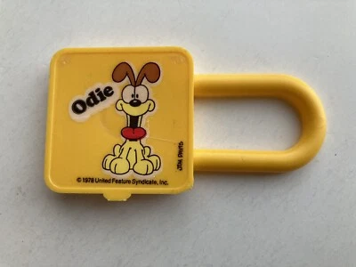 Vintage Kellogg's Garfield Odie Plastic Lock - Image 1 of 4