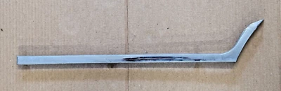 1965 OLDSMOBILE DYNAMIC 88 RIGHT FENDER REAR DOG LEG TRIM MOLDING OEM - Image 1 of 4