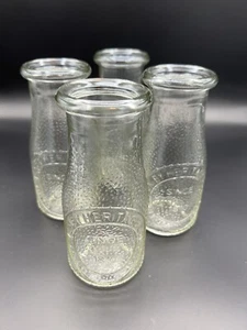 Heritage Company Milk 1810 mezza pinta bottiglia latte goffrato fattoria vetro set 4 - Foto 1 di 7