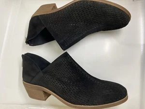 New Vince Camuto Nethera Perforated Bootie Black Suede Size 7.5M  - Picture 1 of 10