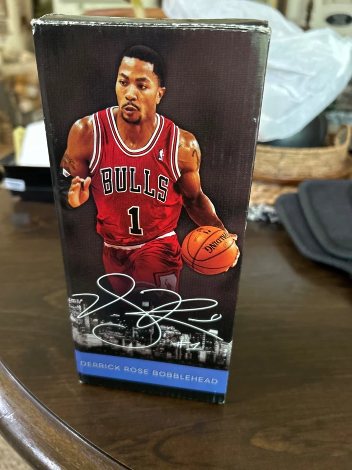 Chicago Bulls Derrick Rose Bobble Head 2013/2014 nuevo nunca sin espuma Foto 1 de 2