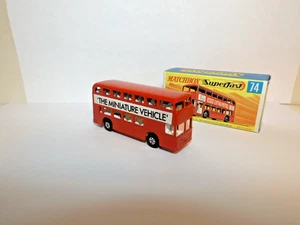 MATCHBOX TRANS. S/F Nr. 74-A DAIMLER BUS ROTE KAROSSERIE, RARITÄT "N.A.M.C" ETIKETTEN - Bild 1 von 6