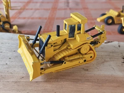 JOAL COMPACT 1:50 CATERPILLAR Pala Cingolata  Dozer With Ripper CAT D10 REF. 220 - Immagine 1 di 4