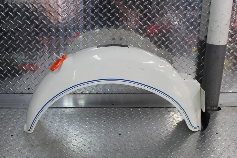 1974 年宝马 R75 6 后轮挡泥板防护板 — 第 1/4 张图片