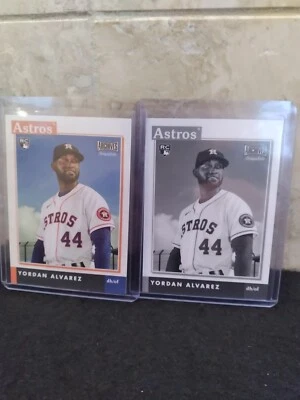 2020 (2) Yordan Alvarez Topps Archives Snapshots Base & BW #AS-YA Nice Pair! - Image 1 of 4
