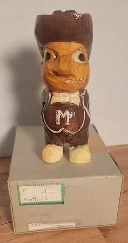 Vintage Anri University Of Massachusetts Carved Wood Mascot Figure w/Box UMASS Cover