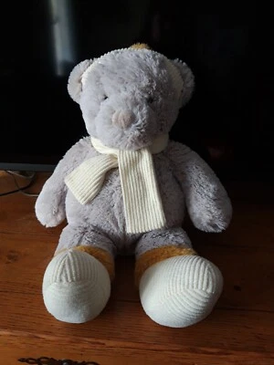 Grande Peluche Ours Atmosphera For Kids grise  bonnet et écharpe Blanche 45 Cm - Photo 1/4
