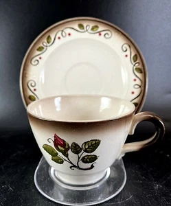 Taza y platillo Metlox Poppytrail Provincial Rose hecho en California - Imagen 1 de 6