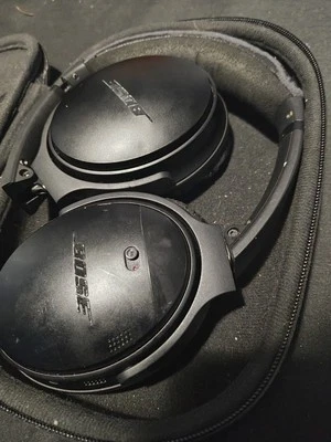 Bose QuietComfort 35 II On-Ear Bluetooth Noise Canceling Headphones - Image 1 of 3