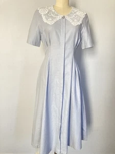 Vintage Laura Ashley Linen Dress Lace Collar Button Front Modest Pale Blue US 12 - Picture 1 of 14