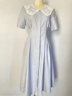 Vintage Laura Ashley Linen Dress Lace Collar Button Front Modest Pale Blue US 12 - Image 1 of 4