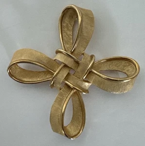 Trifari Malteserkreuz Brosche Anstecknadel strukturiert goldfarben durchbrochen Vintage 2,5" - Bild 1 von 9