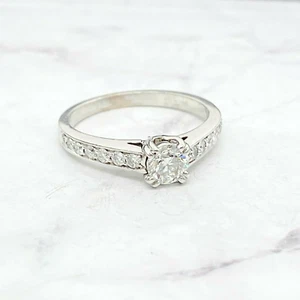 MHJ 18ct White Gold RBC Cut Diamond Ring 0.75ct TDW Preloved  VAL $4000 - Picture 1 of 10