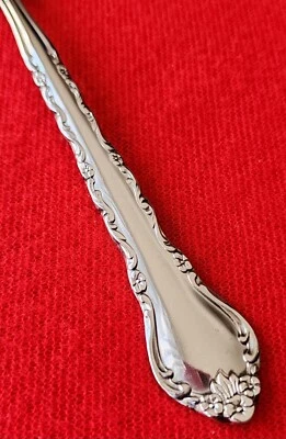 Cubiertos de acero inoxidable International GIGI Corea rollos florales SELECCIONA Foto 1 de 2