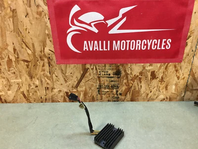 09 10 2010 2011 DUCATI MONSTER 1100 1100S S REGULADOR RECTIFICADOR CARGA REGULAR Foto 1 de 4