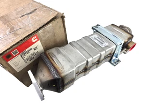 Genuine NEW Cummins 6.7L ISB EGR Exh Rcn Cooler 5566897 5566897RX 17-21 5529387 - Foto 1 di 6