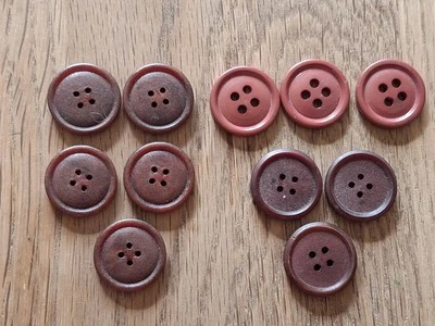 Job lot 3 sets Red vintage celluloid 4 hole Buttons 15mm & 16mm B102 - Image 1 of 4