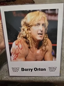 Autografo firmato Barry Orton Bud Carson COA 8,5x11 promo non originale - Foto 1 di 2