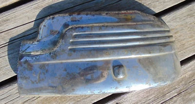 1946 1947 年福特 Chrome Bumper Guard 端翼环绕超级豪华轿车 — 第 1/4 张图片