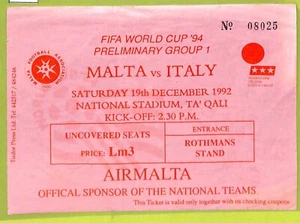 C1802- Vecchio BIGLIETTO PARTITA CALCIO 1992 MALTA VS ITALY - Picture 1 of 1