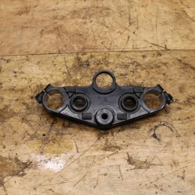 04-09 HORQUILLAS SUZUKI GS500F ABRAZADERA DE ÁRBOL TRIPLE SUPERIOR BB335 Foto 1 de 4