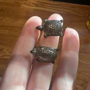 VINTAGE STERLING SILVER 925 TURTLE TORTOISE SCREWBACK EARRINGS 3/4” - Picture 1 of 5