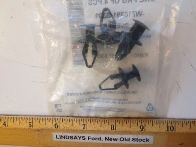 4 NEW PCS FORD 2013/19 ESCAPE, 2015/19 LINCOLN MKC "RIVET" DEFLECTOR W716391S300 - Image 1 of 3