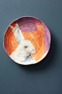 Plato Anthropologie WALCOTT Animal INVIERNO FAUNA CONEJO Conejo Postre Lado Nuevo con Etiquetas - Imagen 1 de 2