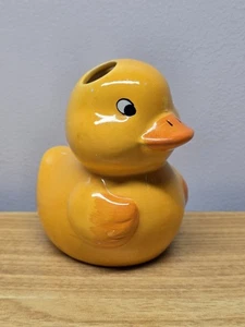 Soporte para cepillo de dientes de pato de cerámica amarillo Greenbrier Intl baño para niños - Imagen 1 de 6