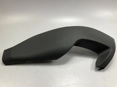 Tapa de parachoques inferior trasero izquierdo AFTERMARKET para Pontiac Torrent 2006-2009 Foto 1 de 4