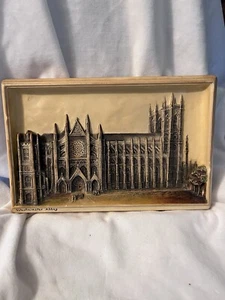 PLACA DE PARED 3D "WESTMINSTER ABAD" RARA de colección ARTHUR OSBORNE IVOREX con percha - Imagen 1 de 5