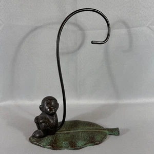 Cast Iron Metal Monkey Tail Banana Holder 12.5" Sitting On Leaf Hanger Display - Picture 1 of 10