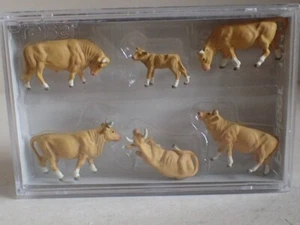 Preiser  Kühe hellbraun Tiere Bauernhof Haustiere 10147 H0 1:87 OVP 6Fig - Bild 1 von 2