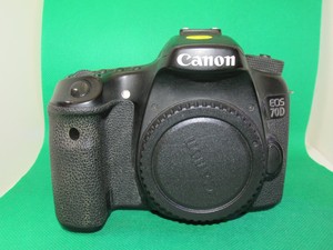 Canon 70D digital Camera BROKEN FAULTY AS-IS REPAIR